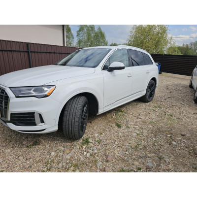 Русификация Audi Q7 2022 с установкой карт в Минске